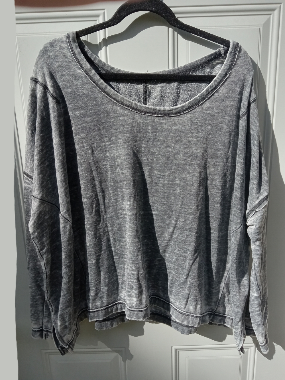 Free People Washed Gray Women's Long Sleeve Top Relaxed Crewneck Size Large